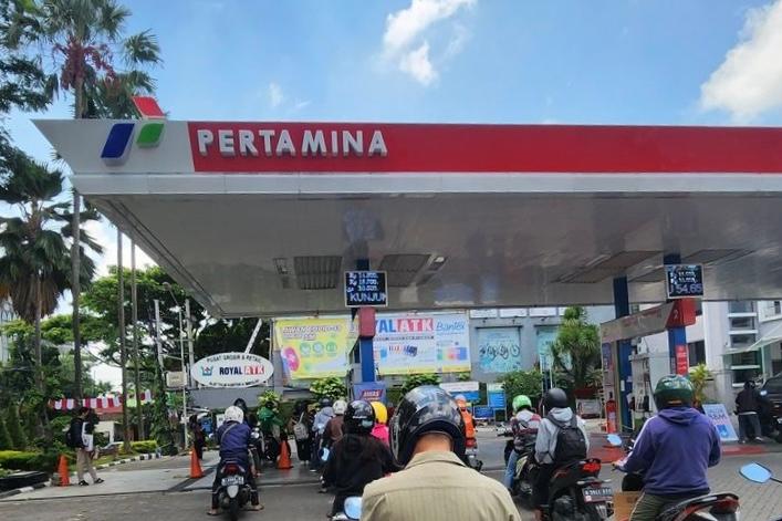 Jaga Daya Beli Masyarakat, Harga BBM Subsidi Tidak Naik