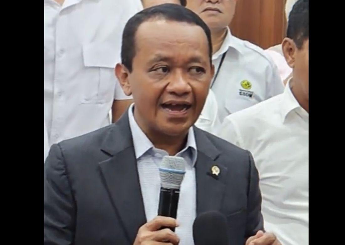 Bahlil Sentil Orang Kaya Pakai BBM Subsidi: “Apa Enggak Malu?”