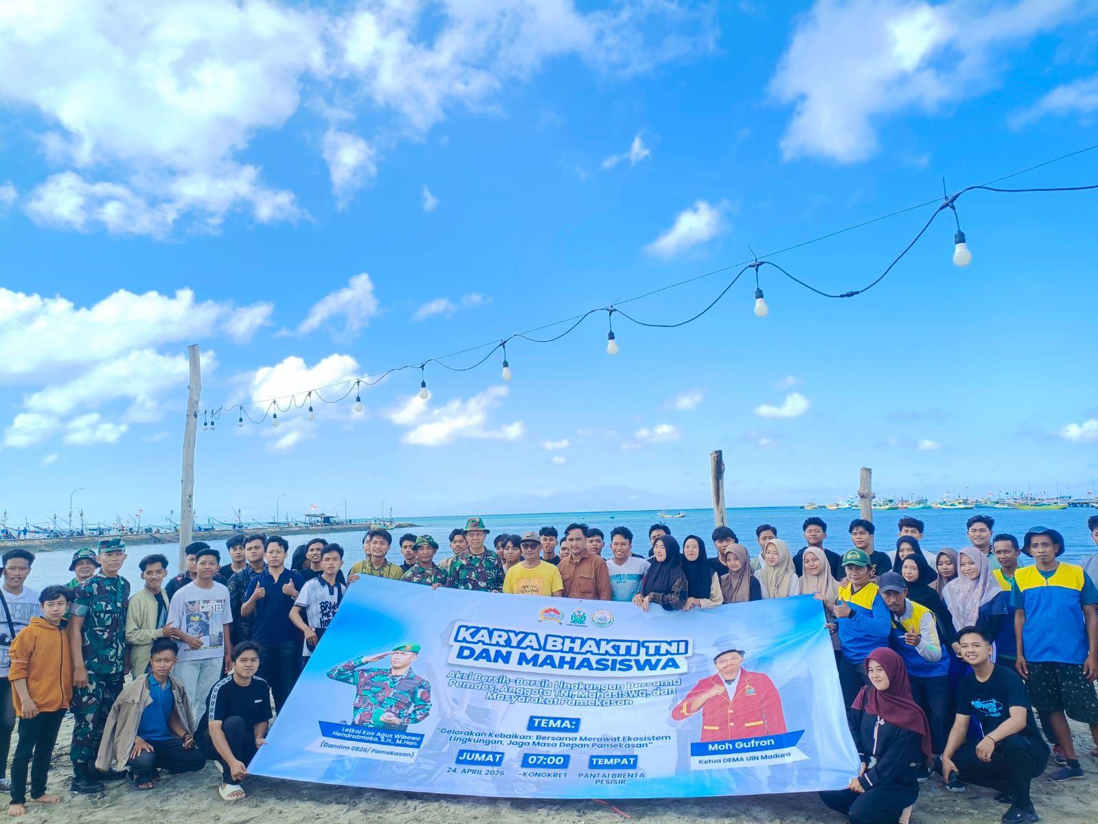 Bersih-Bersih Pantai di Pamekasan, TNI dan Mahasiswa Soroti Bahaya Sampah Pesisir