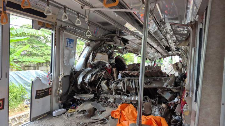 Korban Jiwa Bertambah, Tragedi Kecelakaan KAI Bekasi Timur Telan 14 Nyawa