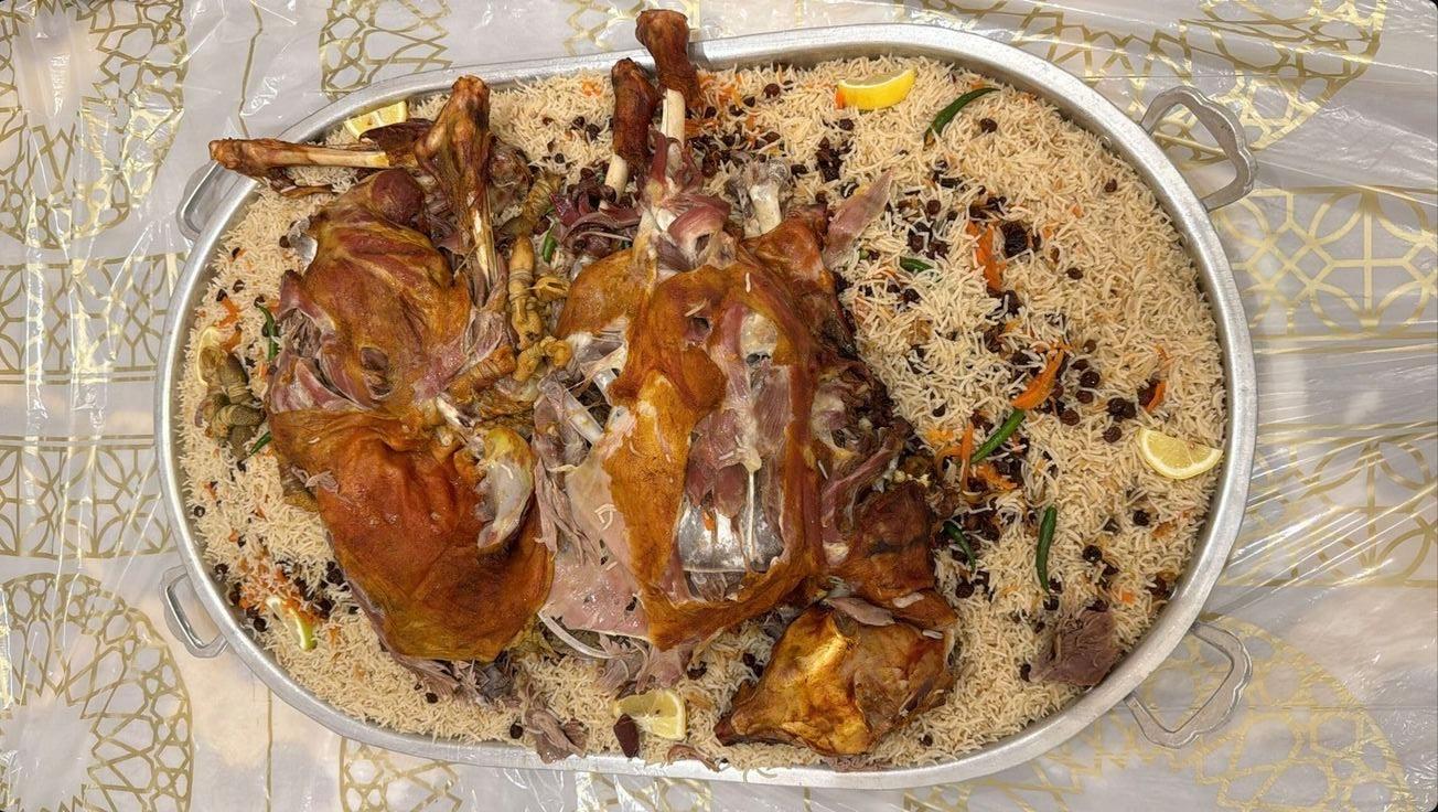 Mengenal Nasi Daging Unta, Makanan khas Arab Saudi