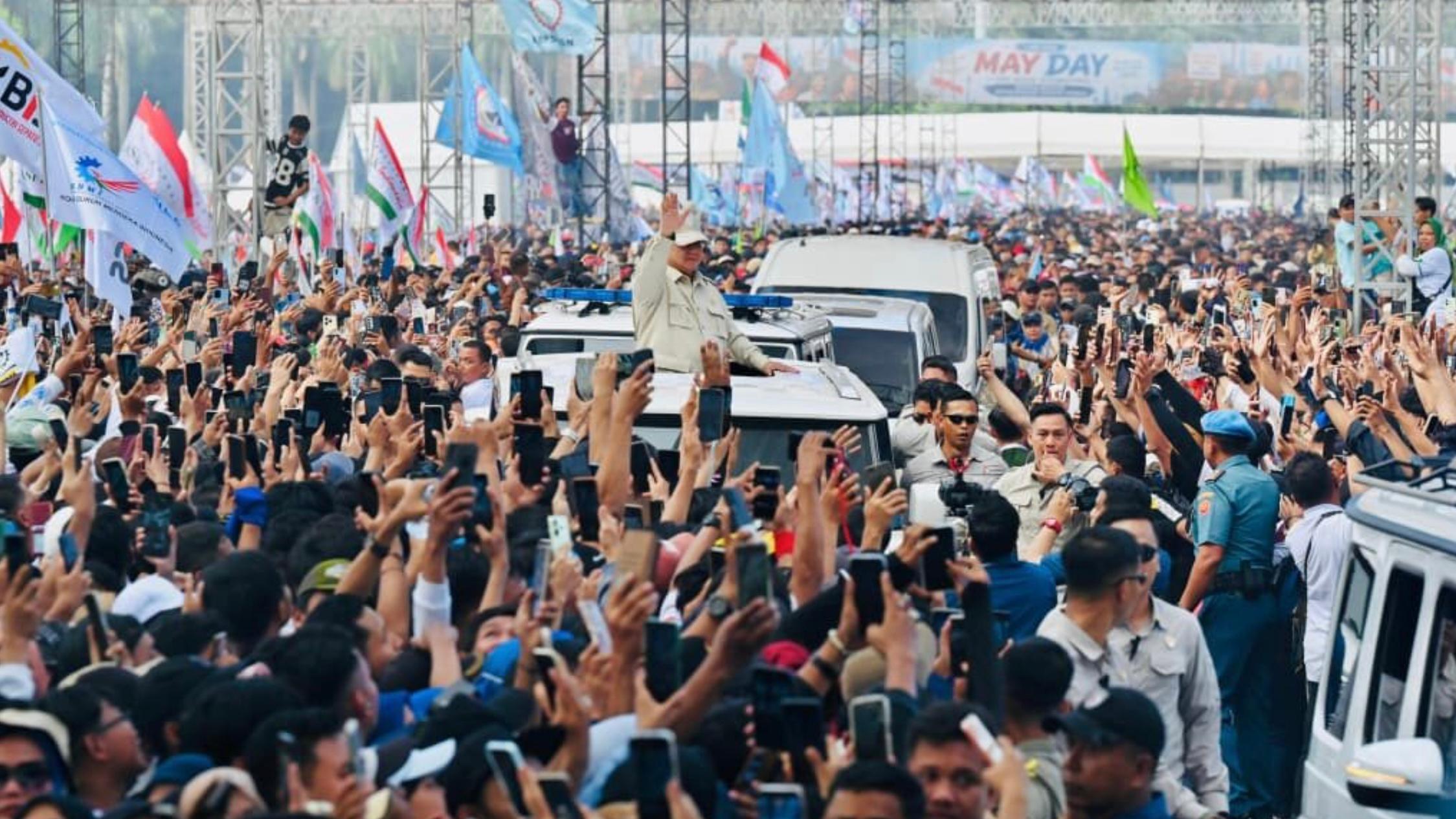 Para Buruh Menyampaikan Tuntutan, Berikut Daftar Tuntutannya