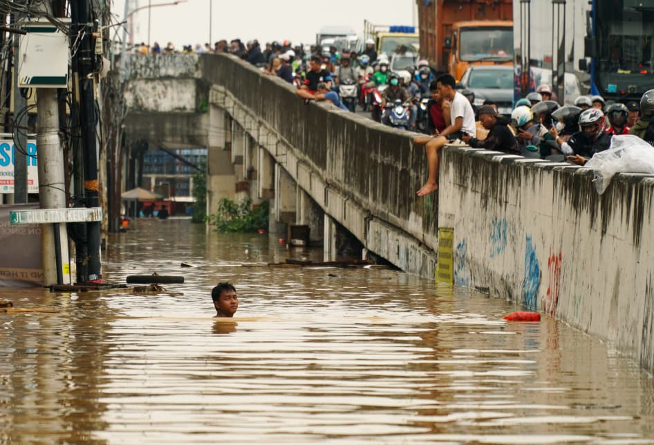 Banjir Jakarta Meluas: 55 RT dan 3 Ruas Jalan Terendam Luapan Kali