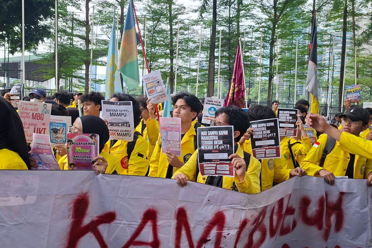 Mahasiswa Demo, Pemerintah Dianggap Prioritaskan Makan Bergizi Gratis daripada Pendidikan