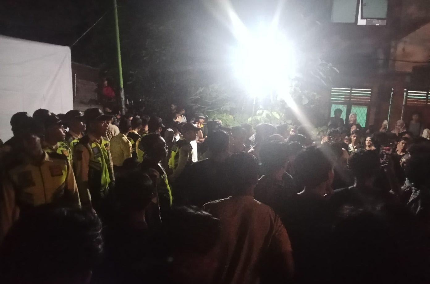 Mahasiswa Unram Gelar Nobar Film Pesta Babi Dibubarkan Rektorat