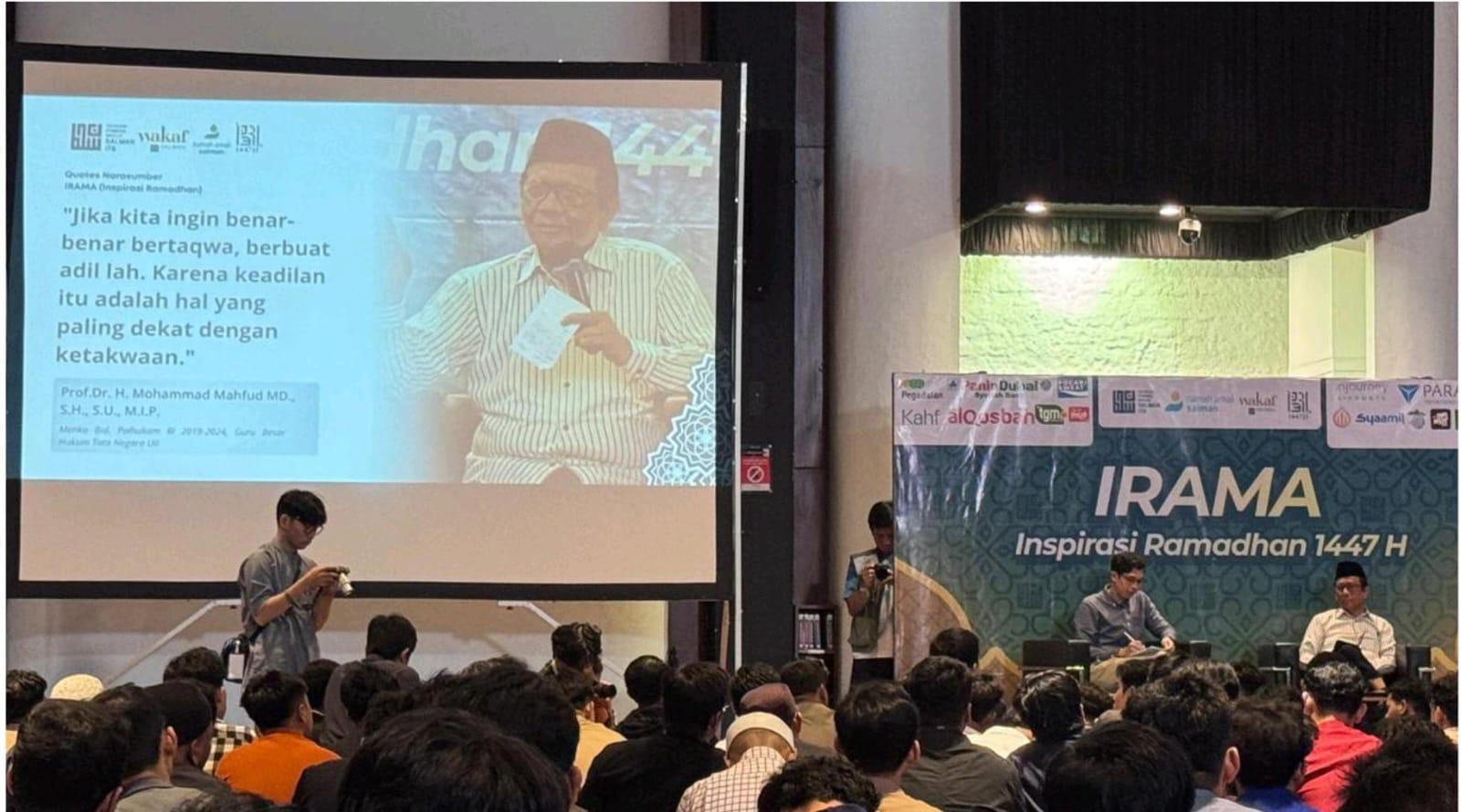 Hukum Tajam ke Bawah, Tumpul ke Atas
