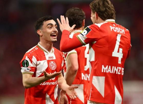 Mainz 05 Tundukkan Strasbourg 2-0, Sano dan Posch Jadi Penentu