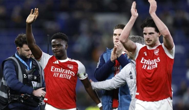 Arsenal Pimpin Premier League dengan 67 Poin, Berjuang di Dua Front - Foto 1