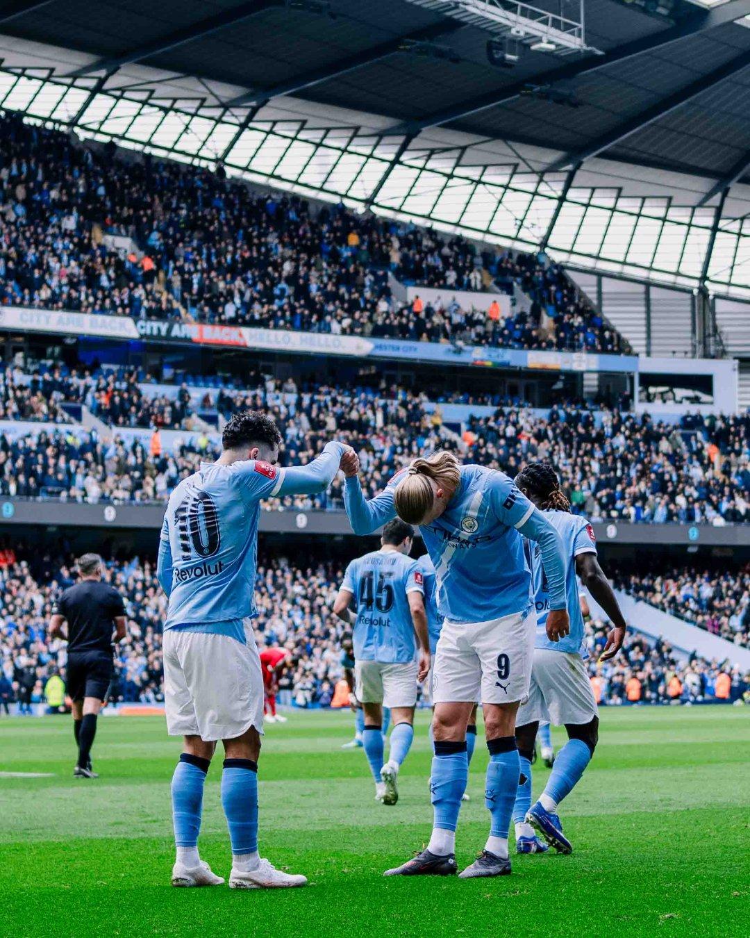 Manchester City Hancurkan Liverpool 4-0 di FA Cup, Pinjam Angin dari Etihad - Foto 1