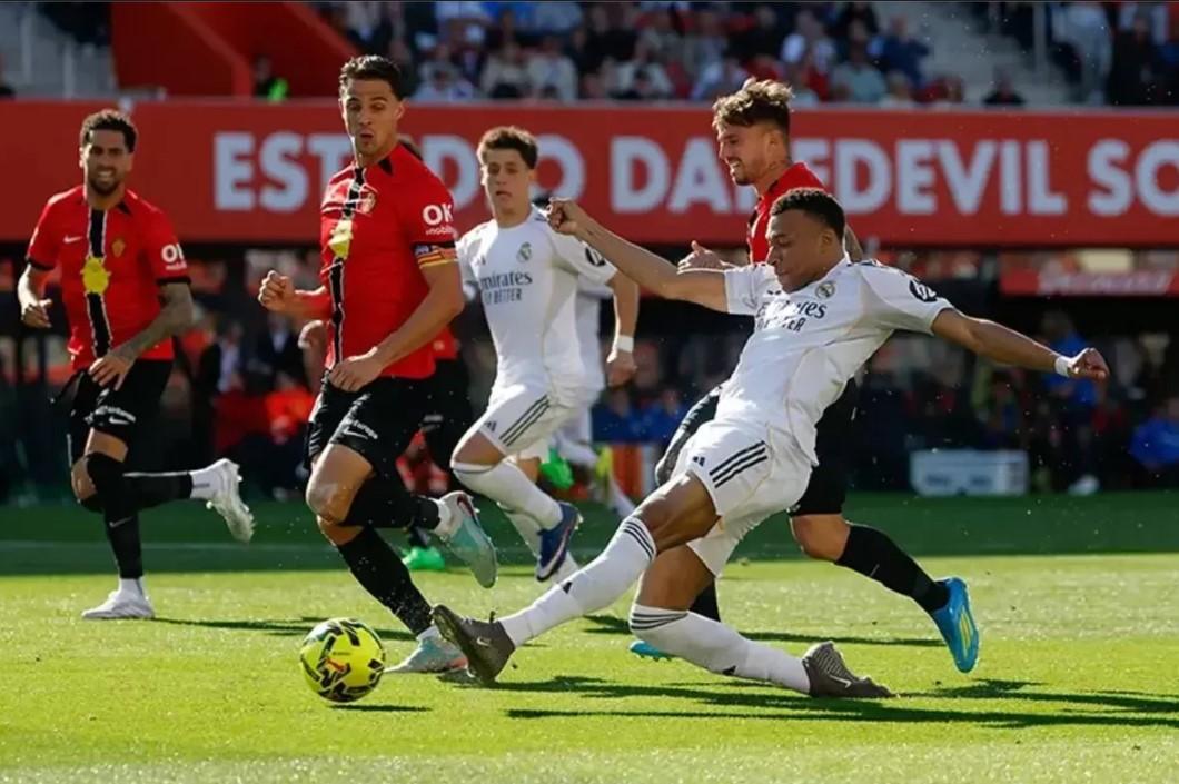Real Madrid Terpeleset di La Liga: Kalah dari Mallorca Sebelum Lawan Bayern - Foto 1