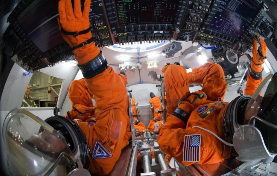 Uji Manual Pilot: Bagaimana Astronot Mengemudikan Orion di Orbit Bumi Tinggi - Foto 1