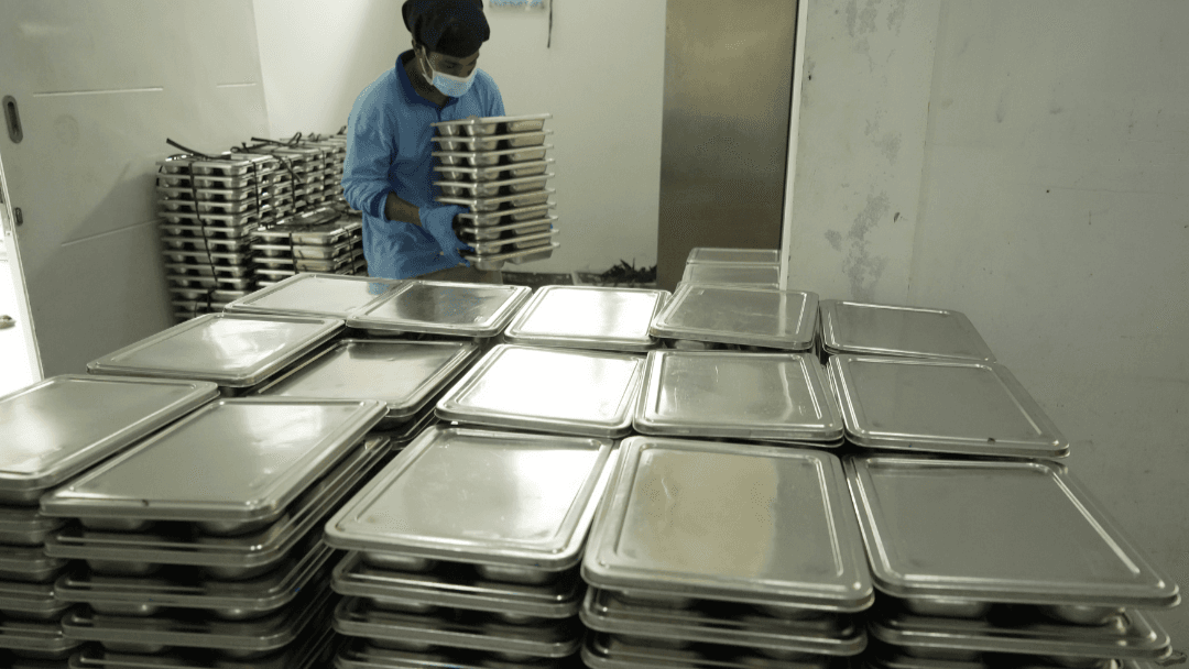 Terjadi Lagi, Badan Gizi Nasional Suspend Ratusan Dapur Wilayah II dan III