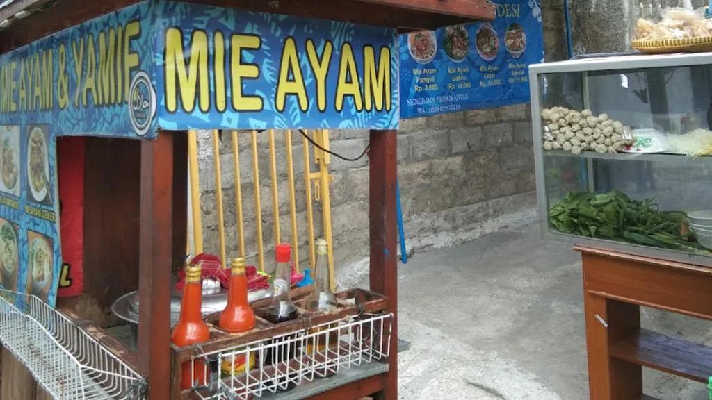 Berburu Kuliner Tersembunyi: 7 Rekomendasi Mie Ayam Legendaris dan Murah yang Wajib Dicoba di Jogja