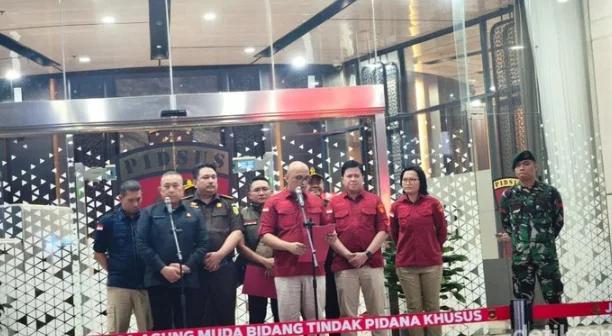 Kejagung Bongkar Markup Pengadaan di BGN, Dokumen dan Laptop Disita dari Kantor hingga Rumah Tersangka
