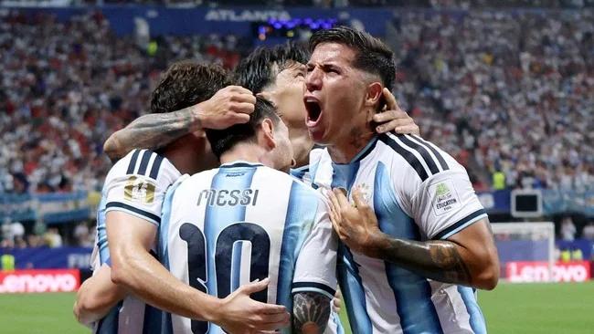Keputusan FIFA Menunjuk Wasit Asal Portugal Pimpin Laga Argentina vs Swiss Tuai Kritikan Tajam