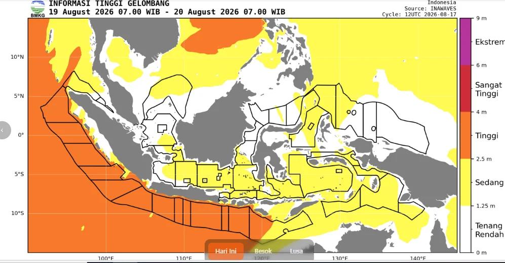 BMKG Peringatkan Gelombang Tinggi hingga 4 Meter di Sejumlah Perairan Indonesia
