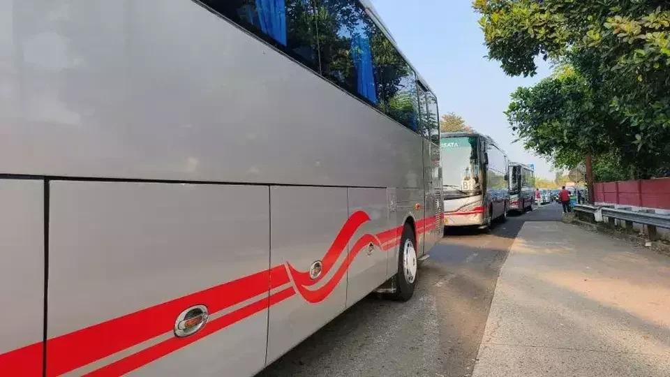 15 Ribu Kendaraan Padati Jalur Puncak Bogor Libur Maulid