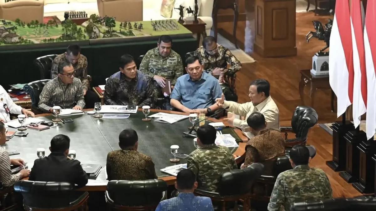 Rapat Terbatas Presiden dan Menteri, Siapkan Suku Dayak Jadi Prajurit TNI