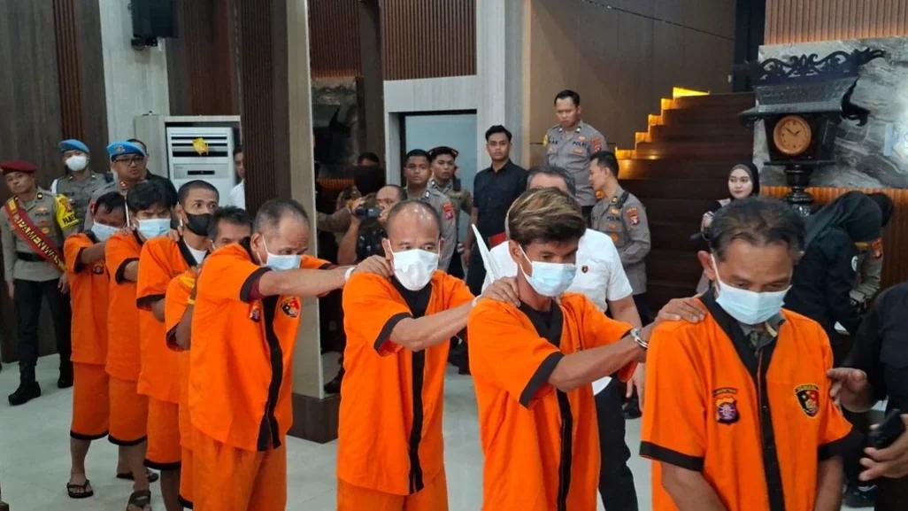 Polda Kalteng Tangkap 8 Tersangka Karhutla, Termasuk Oknum PNS Terlibat