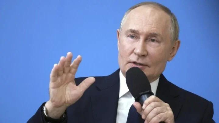 Vladimir Putin Janjikan Pembalasan Dahsyat Serta Minta Warga Asing Tinggalkan Ukraina