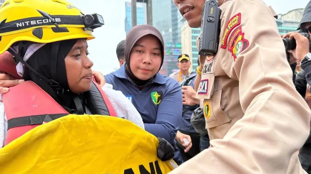  6 Aktivis Greenpeace Dipulangkan Usai 8 Jam, Polisi Belum Temukan Unsur Pidana