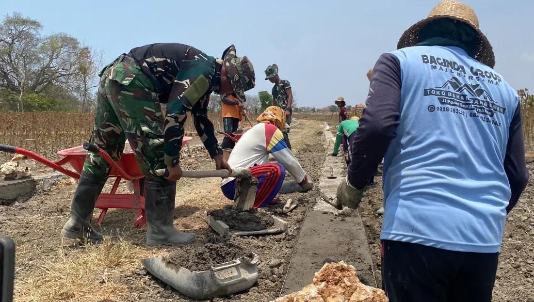 TNI dan Warga Kebut Pembangunan di Paninggin, Box Culvert Tunggu Jalan Rampung