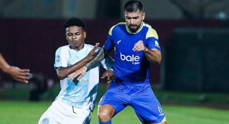 Arema FC Hancurkan PSBS Biak 5-2, Tembus 10 Besar Klasemen Super League