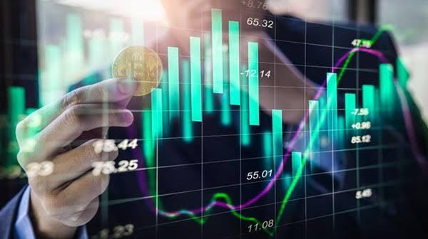 Tiga Implikasi Merosotnya Kurs Rupiah bagi Sektor Pasar Modal