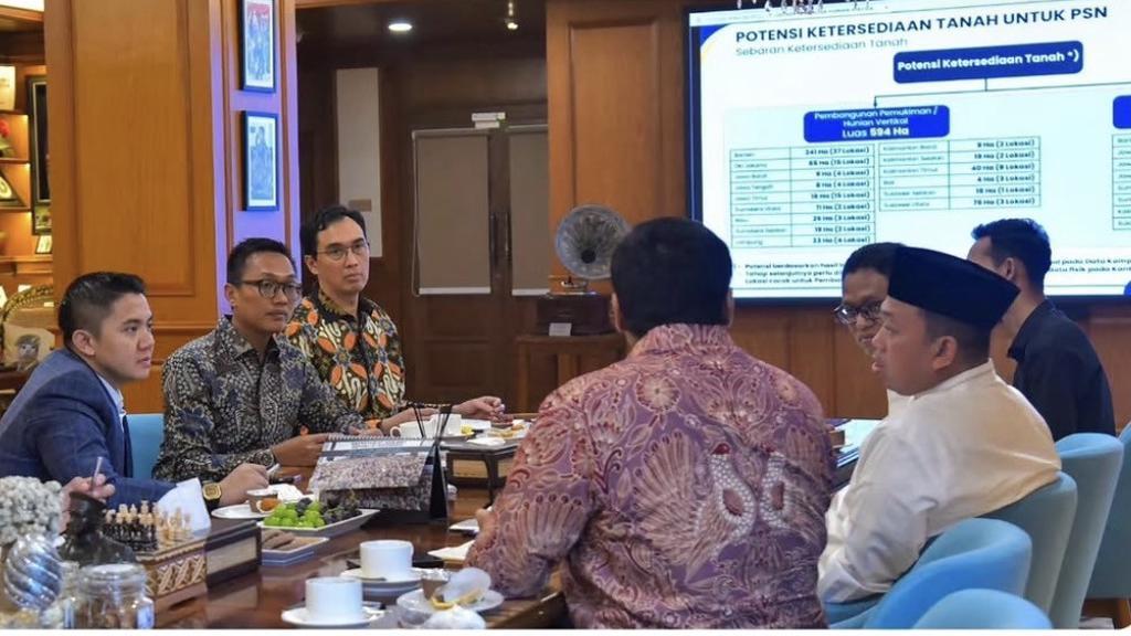 Seskab Pimpin Rapat Lintas Sektoral, Kebut Ketersediaan Tanah demi Program Strategis Pemerintah
