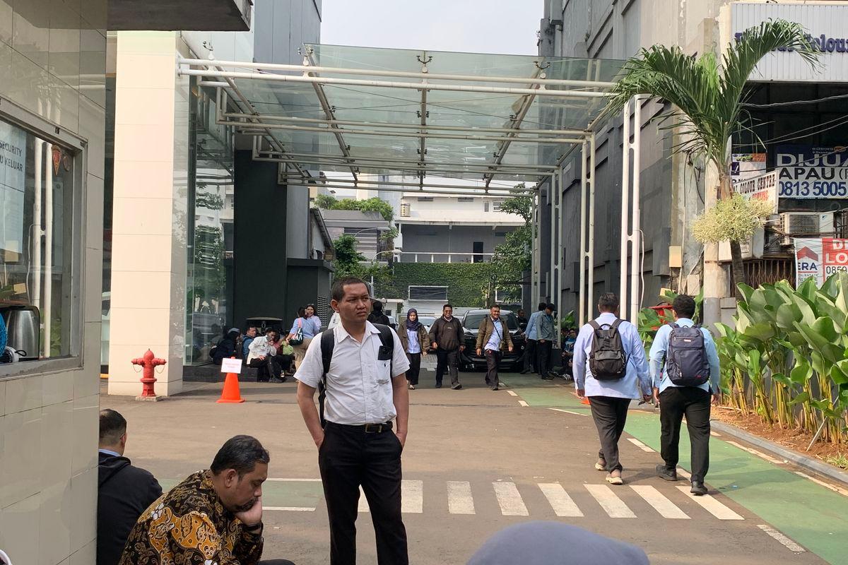 Setelah Pencopotan Dadan Hindayana, Kejaksaan Agung Geledah Kantor Badan Gizi Nasional