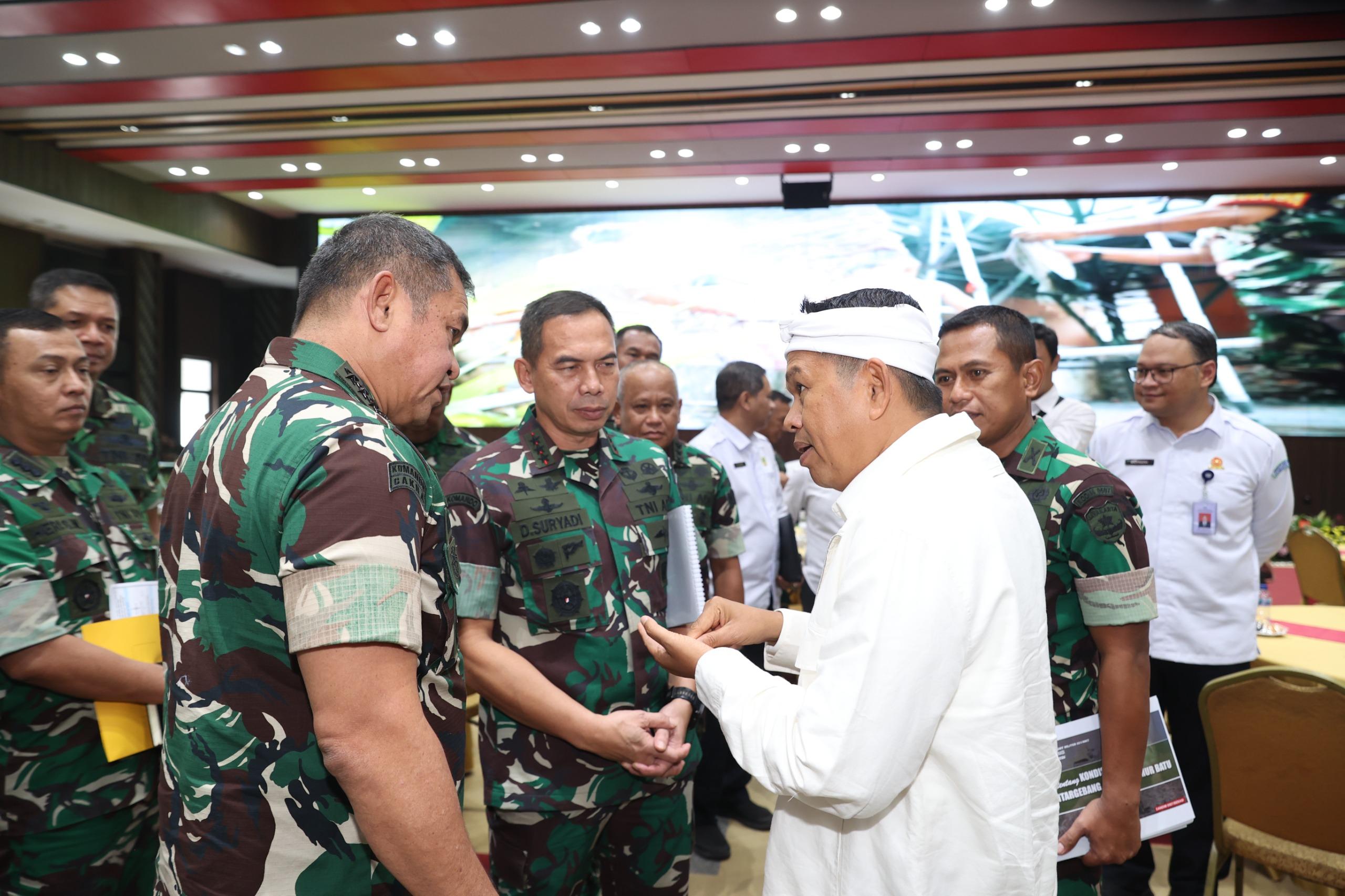 TNI AD dan Pemprov Jabar Satukan Langkah Atasi Sampah dan Antisipasi Kemarau Panjang