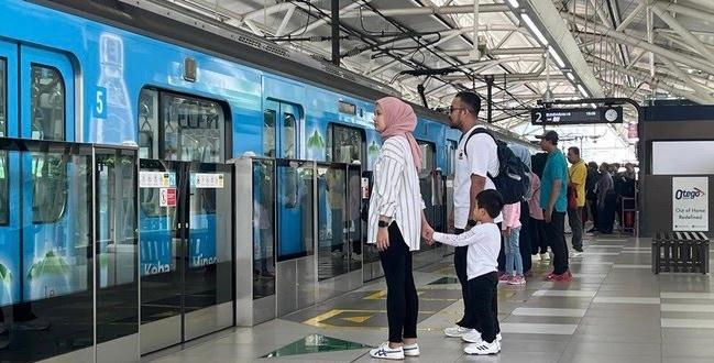 Massa Aksi Membludak, Akses MRT Bundaran HI dan Dukuh Atas Ditutup Sementara