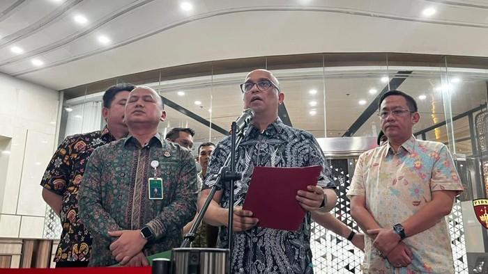 Kejagung Ungkap Modus Komisaris PT YAT Gelembungkan Harga Motor Listrik di Badan Gizi Nasional