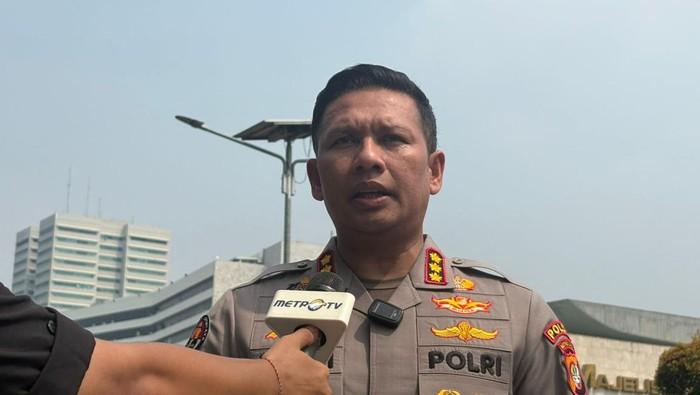 Polisi Tangkap Dua Penyusup Bersenjata Bom Molotov Saat Demonstrasi Mahasiswa di Dukuh Atas