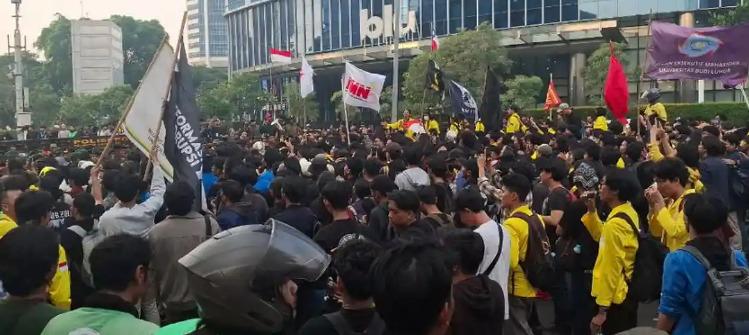 Polda Metro Jaya Bantah Isu Jamming Saat Demo Mahasiswa di Bundaran HI, Matinya CCTV Masih Didalami
