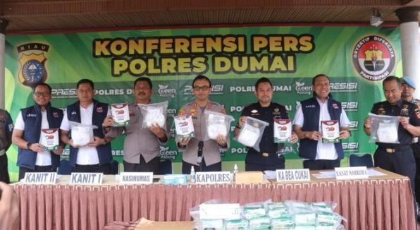 Kedok Jastip dari Malaysia Terbongkar, Pria di Dumai Bawa 5 Kilogram Sabu Senilai Rp5 Miliar