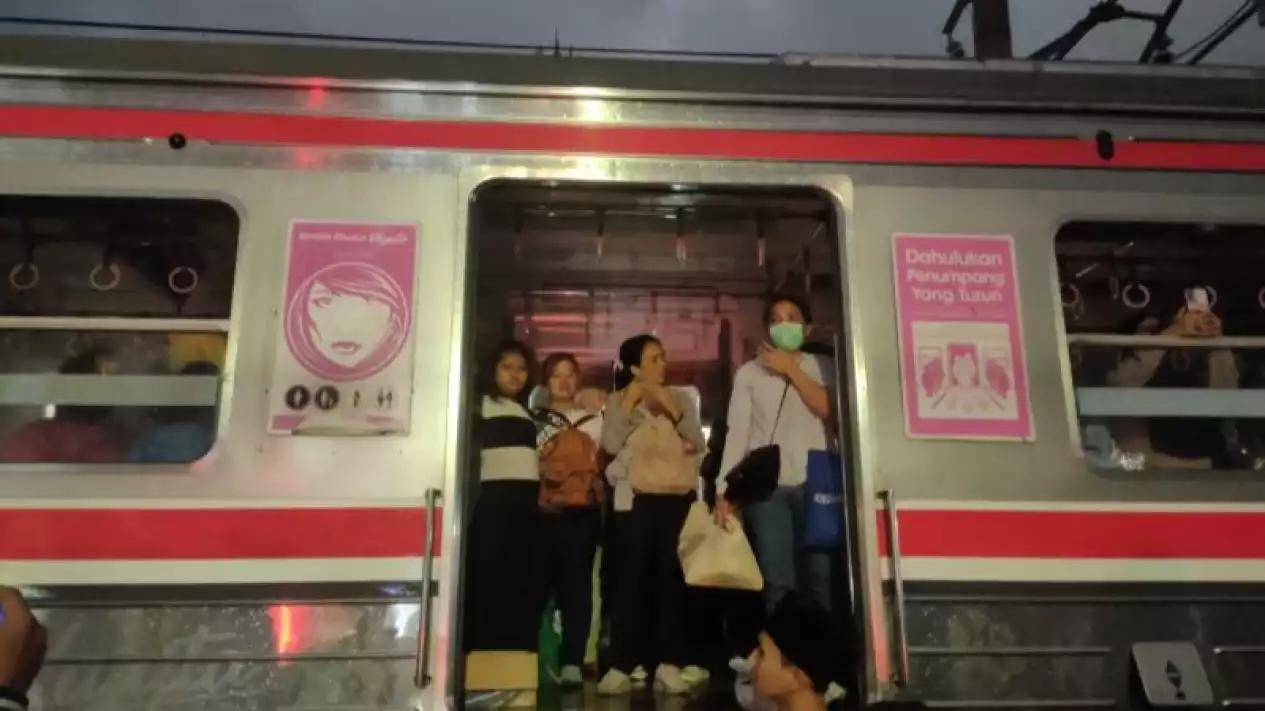Pastikan Tarif KRL Tetap, Pemerintah Komitmen Penumpang Dapat Tarif Lebih Murah Lewat Integrasi