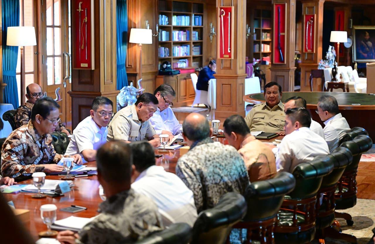 Prabowo Tetapkan Harga Solar Khusus Nelayan Rp15.000 per Liter, Berlaku untuk Kapal 30-200 GT