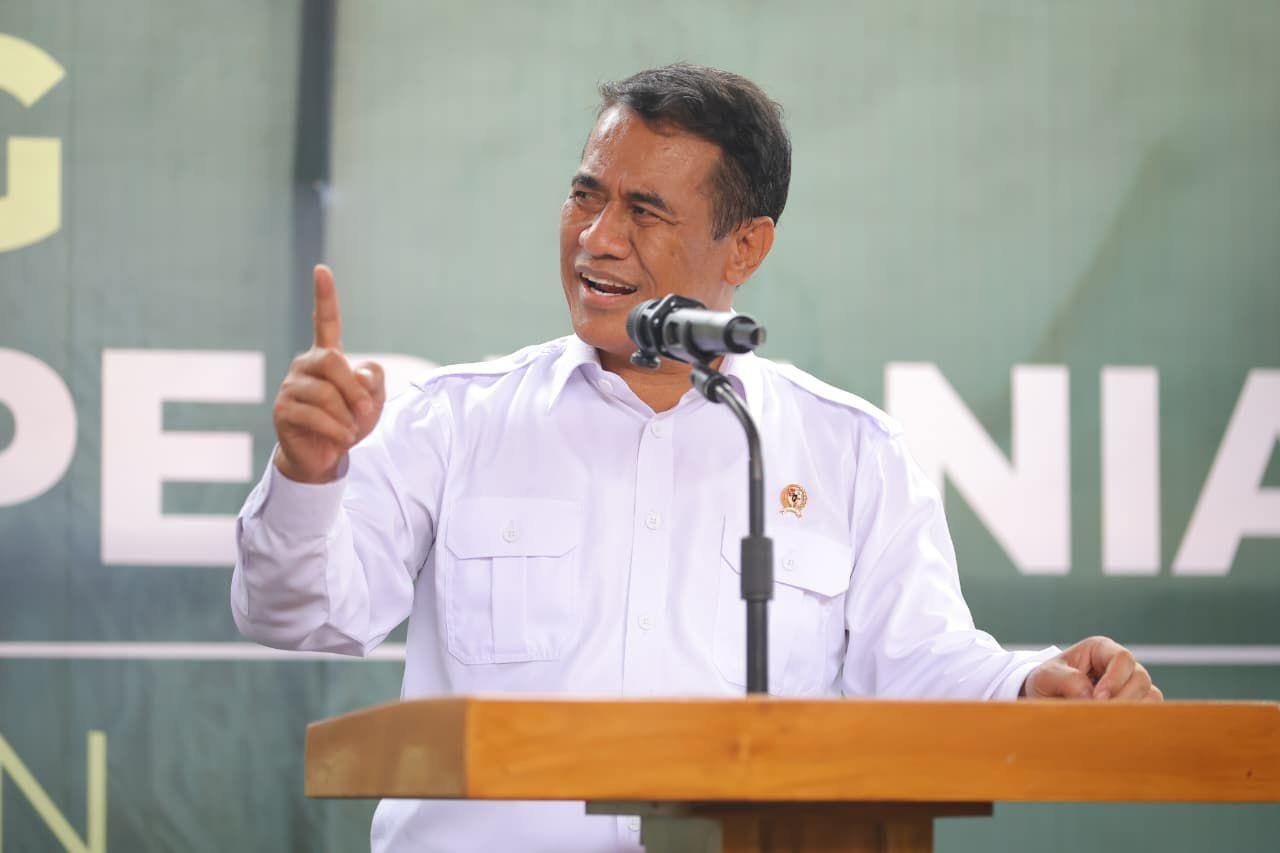 Amran Ancam Cabut Izin Distributor Pupuk yang Jual di Atas Harga Pemerintah