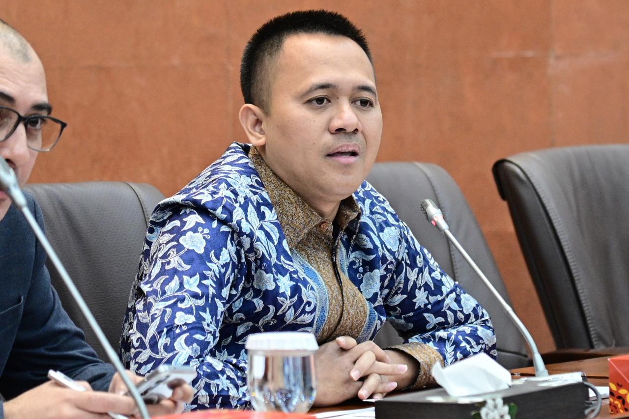 Mufti Anam Pertanyakan Pengadaan Kipas Angin Rp1,8 Triliun, Menkop: Saya Tidak Tahu