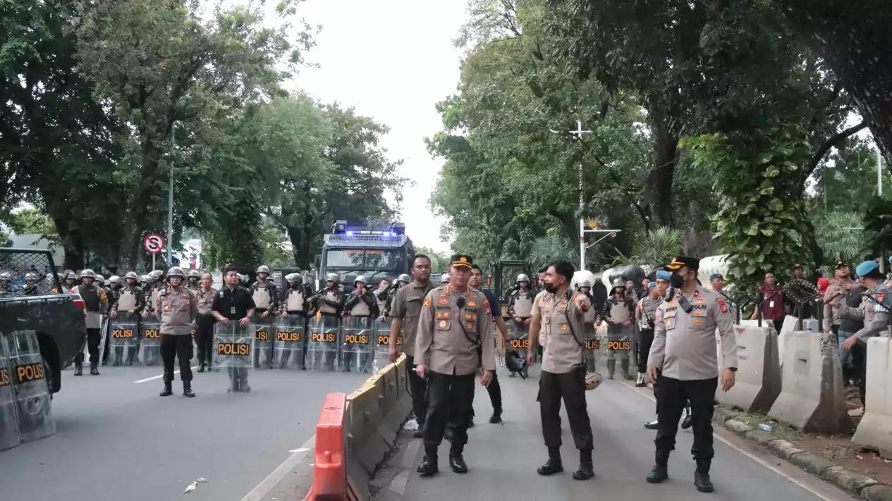 Demo Mahasiswa di Jakarta, Personel Gabungan Siaga Amankan Situasi