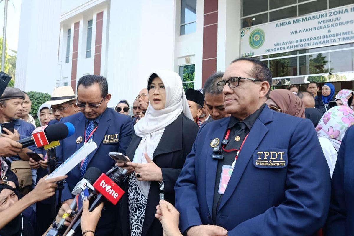 Eksepsi Dokter Tifa Dikabulkan Hakim, Persidangan Kasus Tudingan Ijazah Palsu Jokowi Resmi Dihentikan