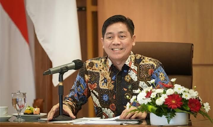 Pemerintah Bebaskan Bea Masuk Impor LPG dan Suku Cadang Pesawat