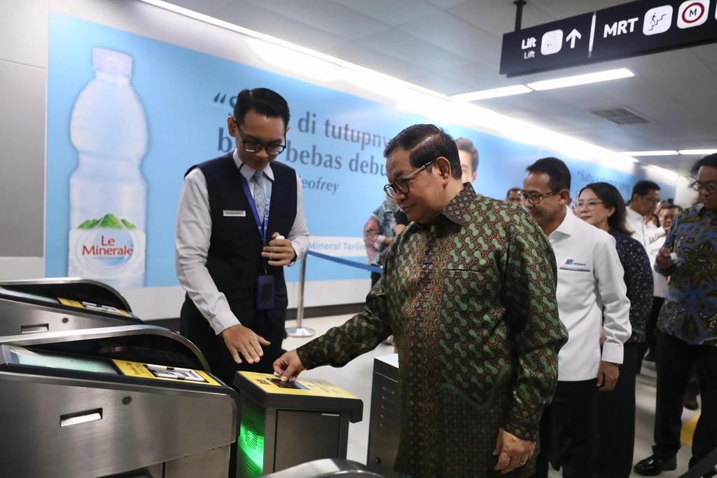 Sistem Pembayaran Baru, Naik MRT Bisa Bayar Pakai Kartu Kredit Nirsentuh