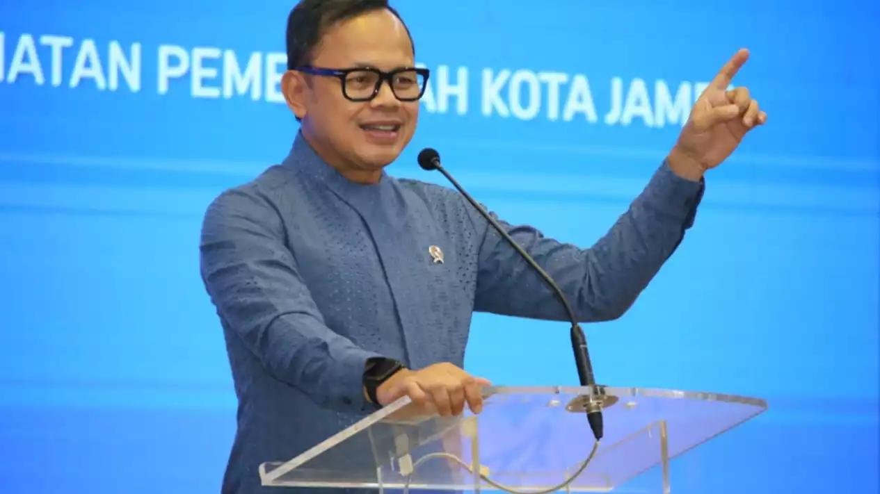 Pertimbangkan Usulan, Kemendagri Berencana Gunakan DAU untuk Bayar Gaji PPPK