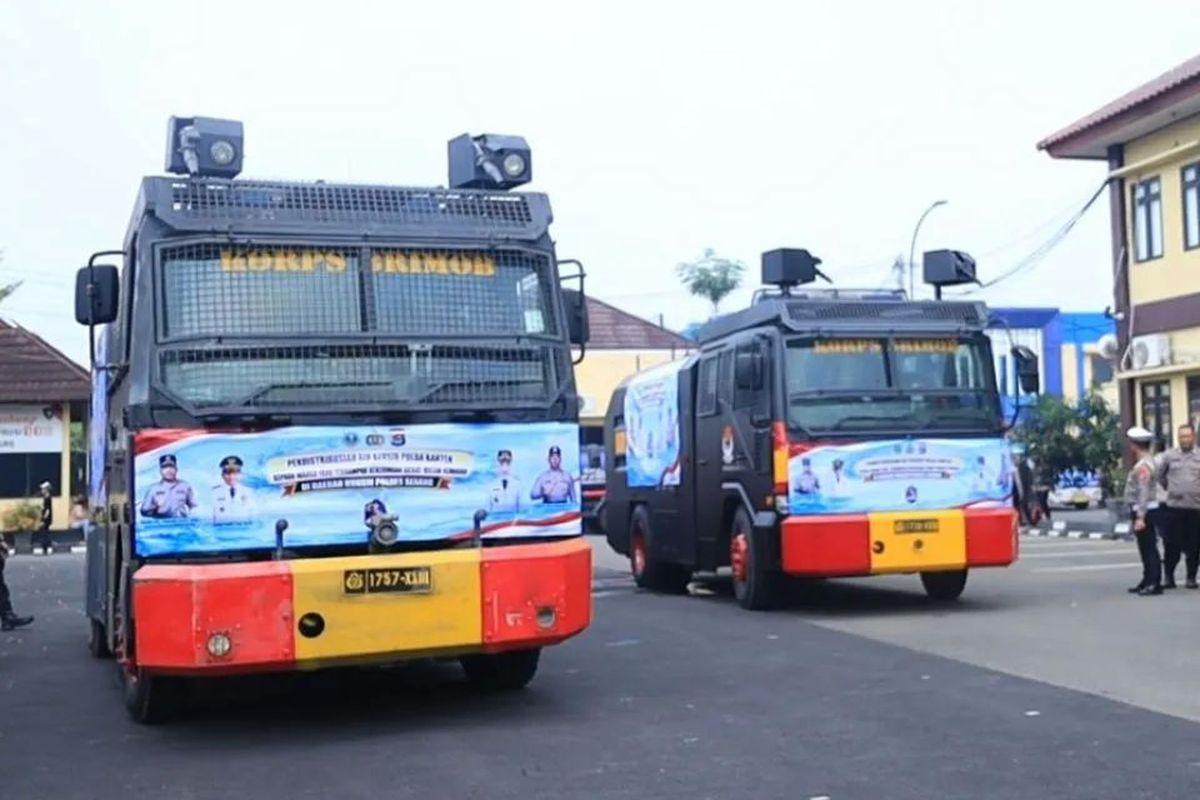 Respons Krisis Air, Polda Banten Distribusikan Bantuan Air Bersih Menggunakan 64 Armada