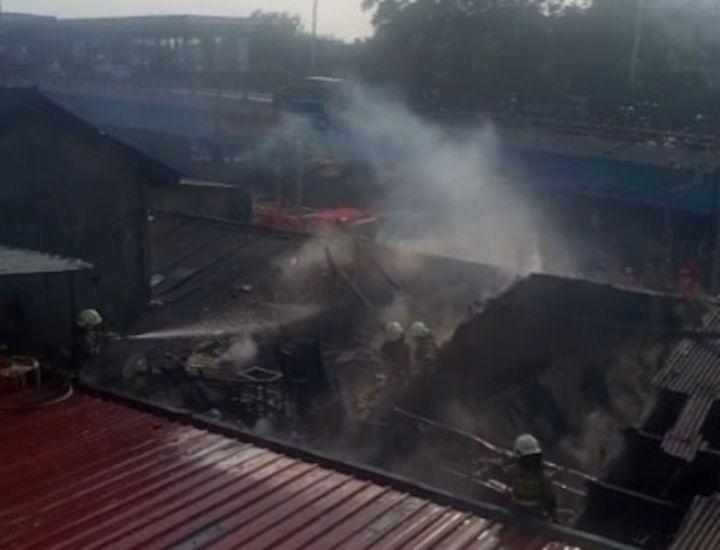 Cegah Kebakaran, Pemkot Jaksel Ingatkan Warga Tak Bakar Sampah Sembarangan