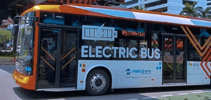 Penggunaan Transportasi Umum Jakarta Tembus 31 Persen, Pramono Kejar Target Net Zero Emission