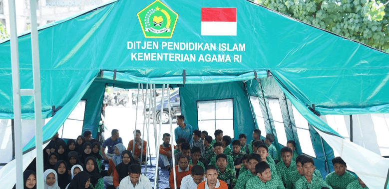 Gempa NTT Tak Boleh Putuskan Sekolah Anak, Kemenag Siapkan 16 Ruang Belajar Sementara
