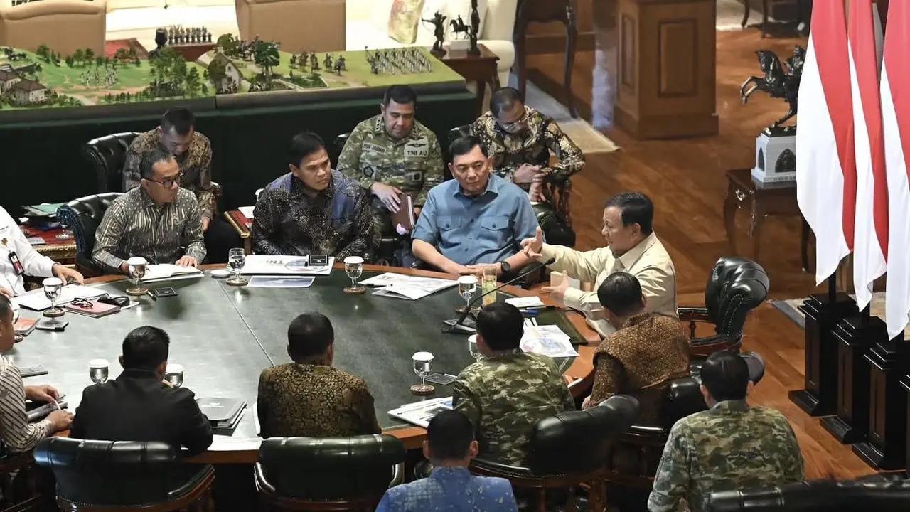 Rapat Terbatas Presiden dan Menteri, Siapkan Suku Dayak Jadi Prajurit TNI